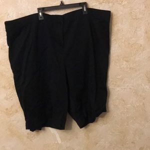 Great versatile plus size black dress shorts